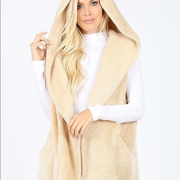 Cream Tone Faux Fur Vest - Picture 2 of 4